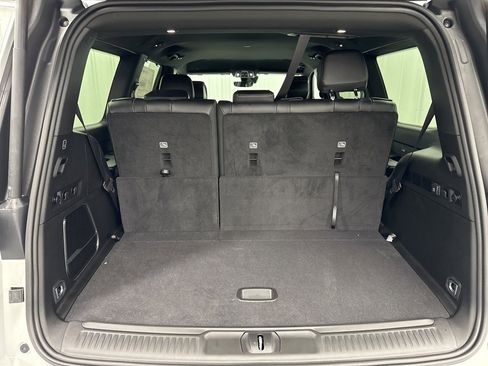 Used 2025 Jeep Wagoneer Series II w/ Convenience Group I image 7