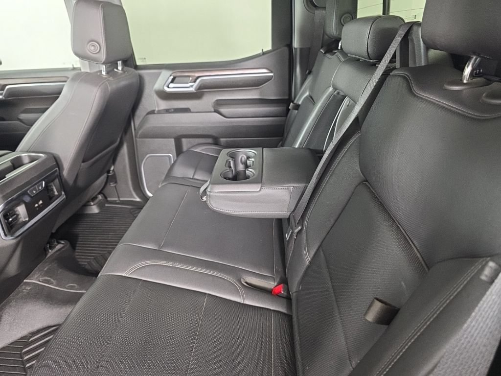 Used 2023 Chevrolet Silverado 1500 LTZ w/ LTZ Convenience Package II AWD/4WD image 27