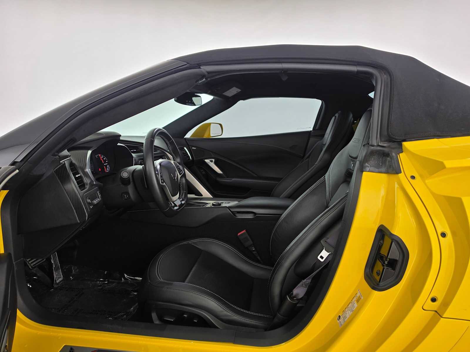 Used 2016 Chevrolet Corvette Z06 w/ 3LZ Preferred Equipment Group RWD image 19