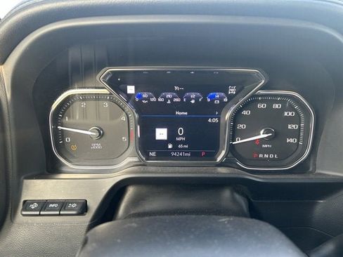 Used 2021 GMC Sierra 3500 AT4 w/ AT4 Premium Plus Package image 11