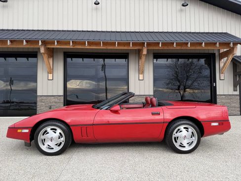 Used 1989 Chevrolet Corvette Convertible image 1
