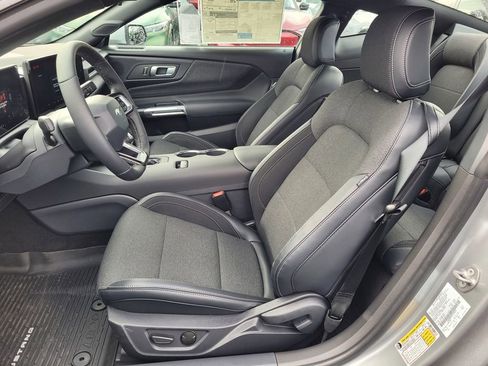 New 2025 Ford Mustang Coupe image 32