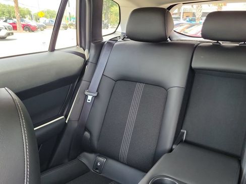 Used 2025 MAZDA CX-50 AWD 2.5 S w/ Premium Package image 13