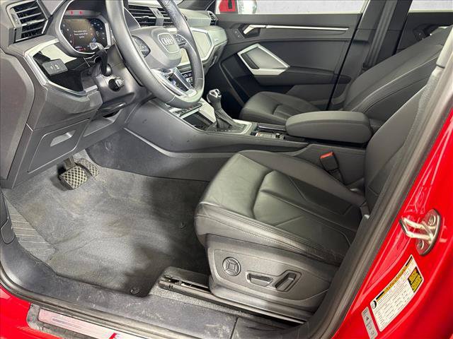 Used 2024 Audi Q3 2.0T Premium AWD/4WD image 10