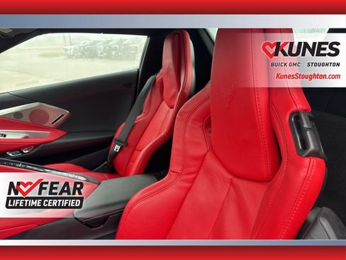 Used 2024 Chevrolet Corvette Stingray Preferred Conv w/ 2LT image 22