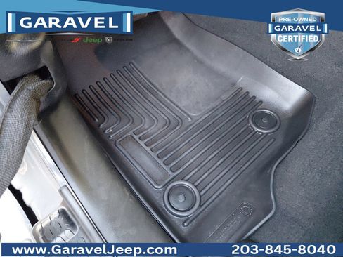 Used 2021 Jeep Gladiator Sport AWD/4WD image 21