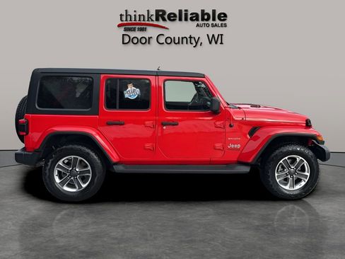 Used 2020 Jeep Wrangler Unlimited Sahara image 7