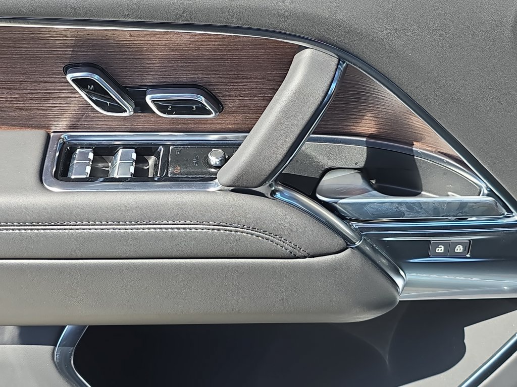 New 2026 Land Rover Range Rover SE AWD/4WD image 29