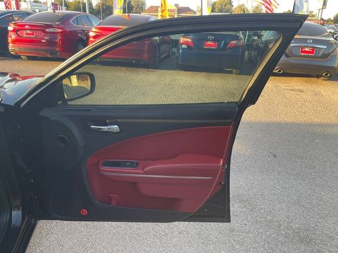 Used 2012 Dodge Charger SXT Plus image 6