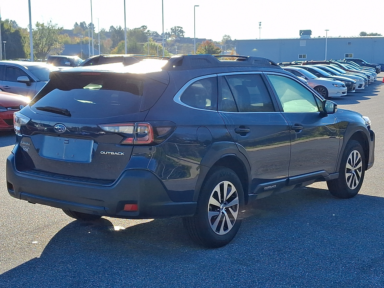 Certified 2025 Subaru Outback Premium w/ Popular Package #1A AWD/4WD image 4