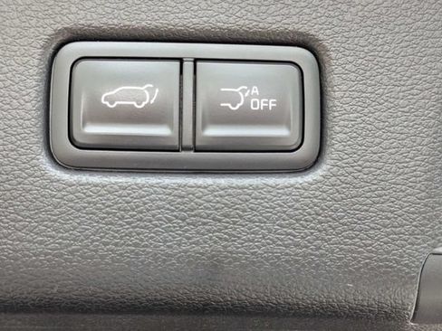 Used 2024 Kia Telluride EX w/ EX Captain's Chair Package FWD image 13