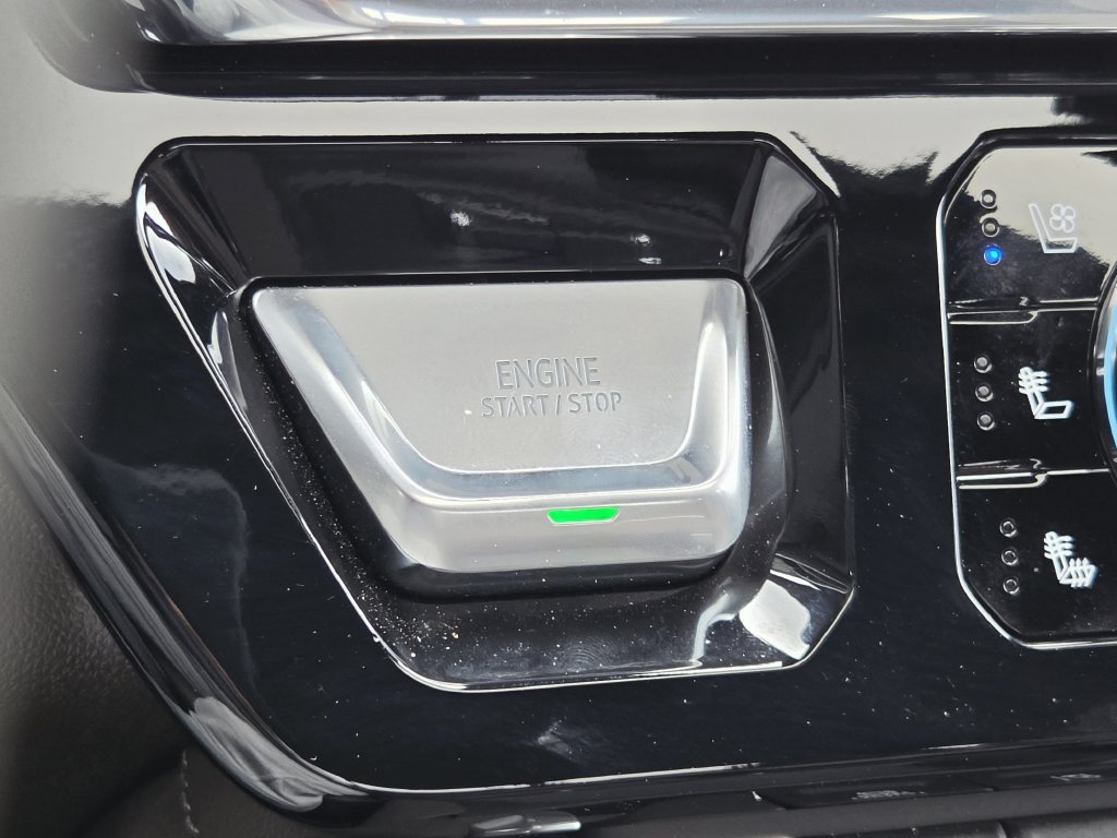 Used 2024 GMC Sierra 2500 Denali w/ Denali Reserve Package AWD/4WD image 26