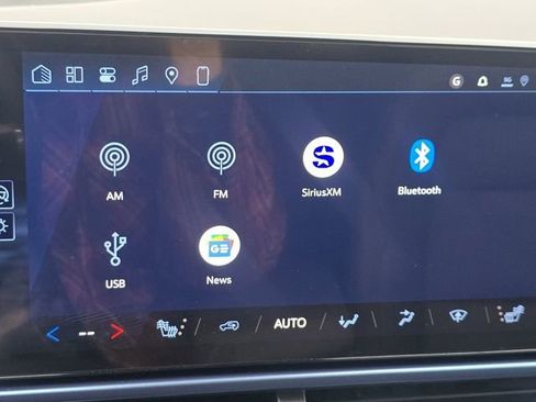 New 2026 Chevrolet Equinox EV LT FWD image 9