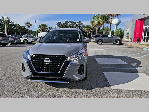 Used 2023 Nissan Kicks SV FWD image 21