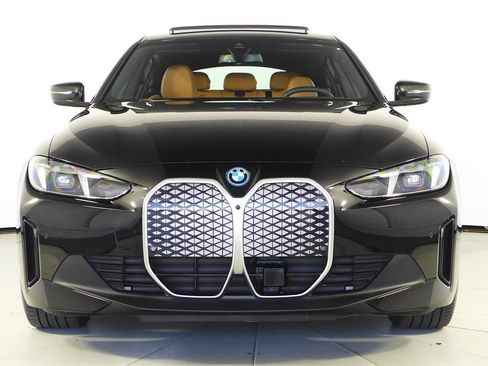 Used 2025 BMW i4 eDrive40 w/ Parking Assistance Package RWD image 3