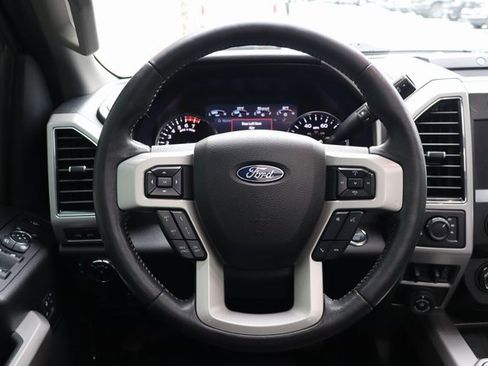 Used 2020 Ford F350 Lariat image 28