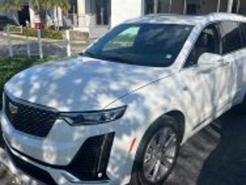 Used 2023 Cadillac XT6 Premium Luxury w/ Technology Package image 1