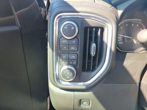Used 2019 GMC Sierra 1500 SLT w/ SLT Premium Package AWD/4WD image 37