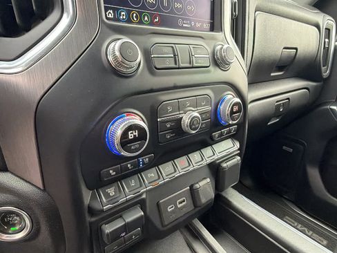 Used 2021 GMC Sierra 2500 Denali w/ Denali Ultimate Package AWD/4WD image 14
