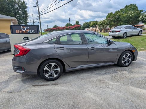 Used 2019 Honda Civic LX image 4