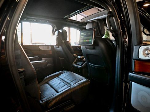 Used 2022 Lincoln Navigator L Black Label image 27