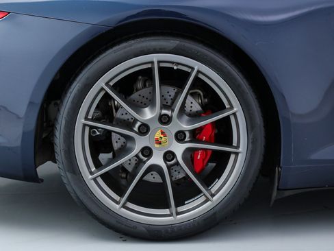 Used 2016 Porsche 911 Carrera S image 40