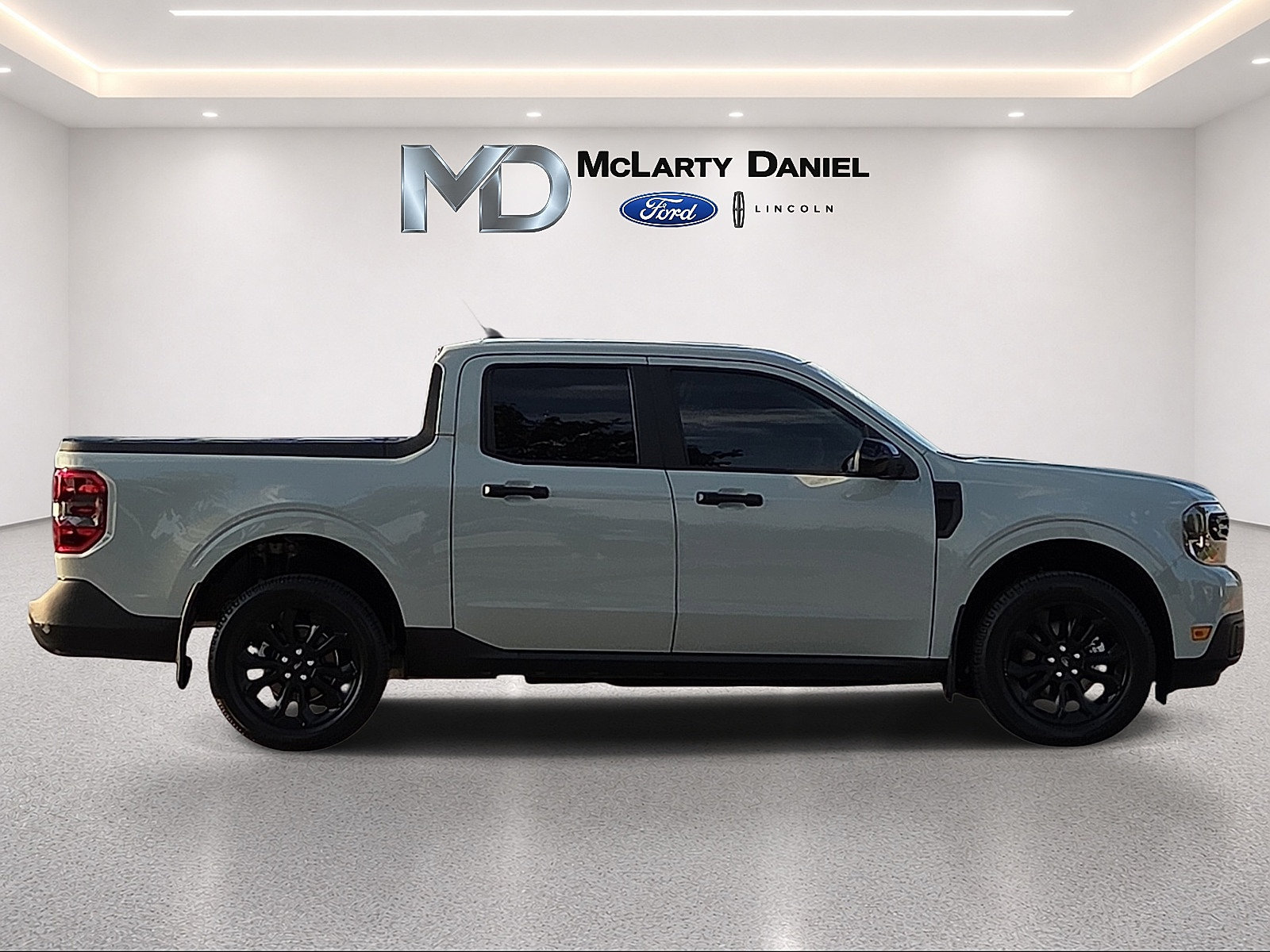 Certified 2023 Ford Maverick XLT w/ Black Appearance Package FWD image 6