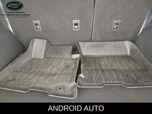 Certified 2024 Ford Escape Platinum w/ Class II Trailer Tow Package image 17