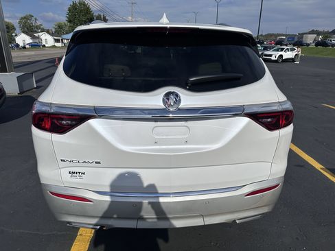 Used 2023 Buick Enclave Essence w/ Experience Buick Package image 8