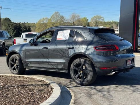 Used 2018 Porsche Macan Base w/ Premium Package Plus image 8