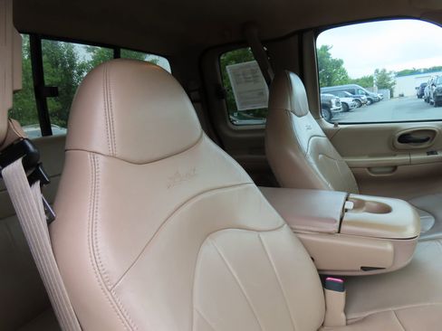 Used 1999 Ford F250 Lariat AWD/4WD image 29