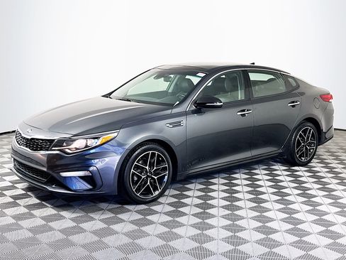 Used 2020 Kia Optima SE FWD image 4