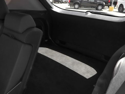 Used 2021 Toyota RAV4 LE AWD/4WD image 37