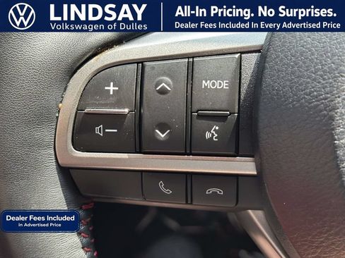 Used 2023 Lexus GX 460 Luxury w/ Sport Design Package AWD/4WD image 17