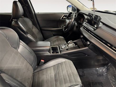 Used 2024 Mitsubishi Outlander SE Black Edition image 15