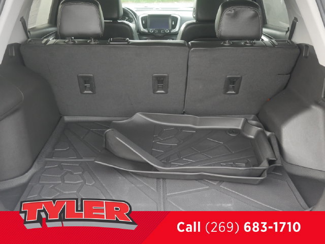 Used 2024 GMC Terrain SLT AWD/4WD image 18