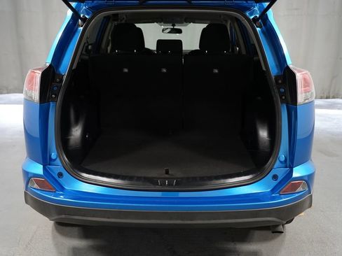 Used 2016 Toyota RAV4 LE image 30