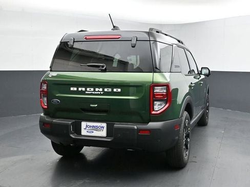 New 2025 Ford Bronco Sport Outer Banks w/ Outer Banks Tech Package+ image 11