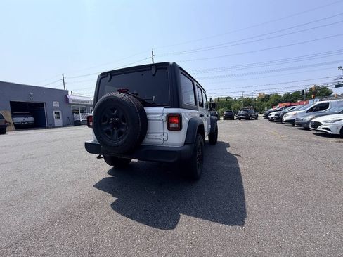 Used 2018 Jeep Wrangler Unlimited Sport AWD/4WD image 13