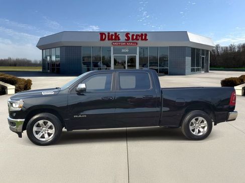 Used 2023 RAM 1500 Laramie AWD/4WD image 4