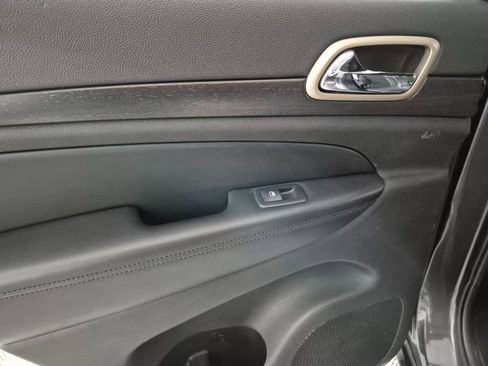 Used 2015 Jeep Grand Cherokee Laredo w/ Quick Order Package 23E image 22