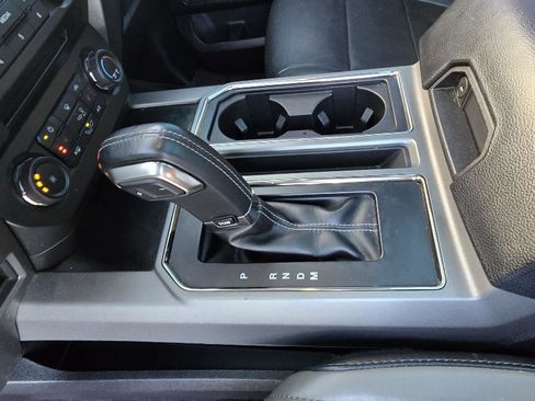 Used 2018 Ford F150 Raptor w/ Equipment Group 801A Mid image 17