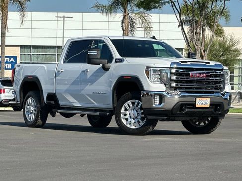 Used 2021 GMC Sierra 2500 SLE w/ SLE Convenience Package AWD/4WD image 1