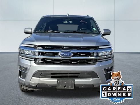 Used 2024 Ford Expedition Limited image 4