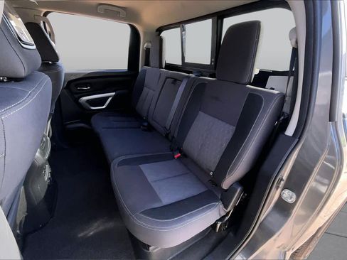 Used 2021 Nissan Titan SV w/ SV Convenience Package AWD/4WD image 19