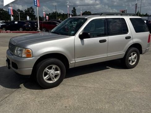 Used 2005 Ford Explorer XLT RWD image 7
