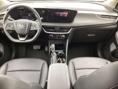 Used 2024 Buick Encore GX Sport Touring image 4