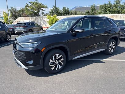 New 2025 Volkswagen Tiguan S