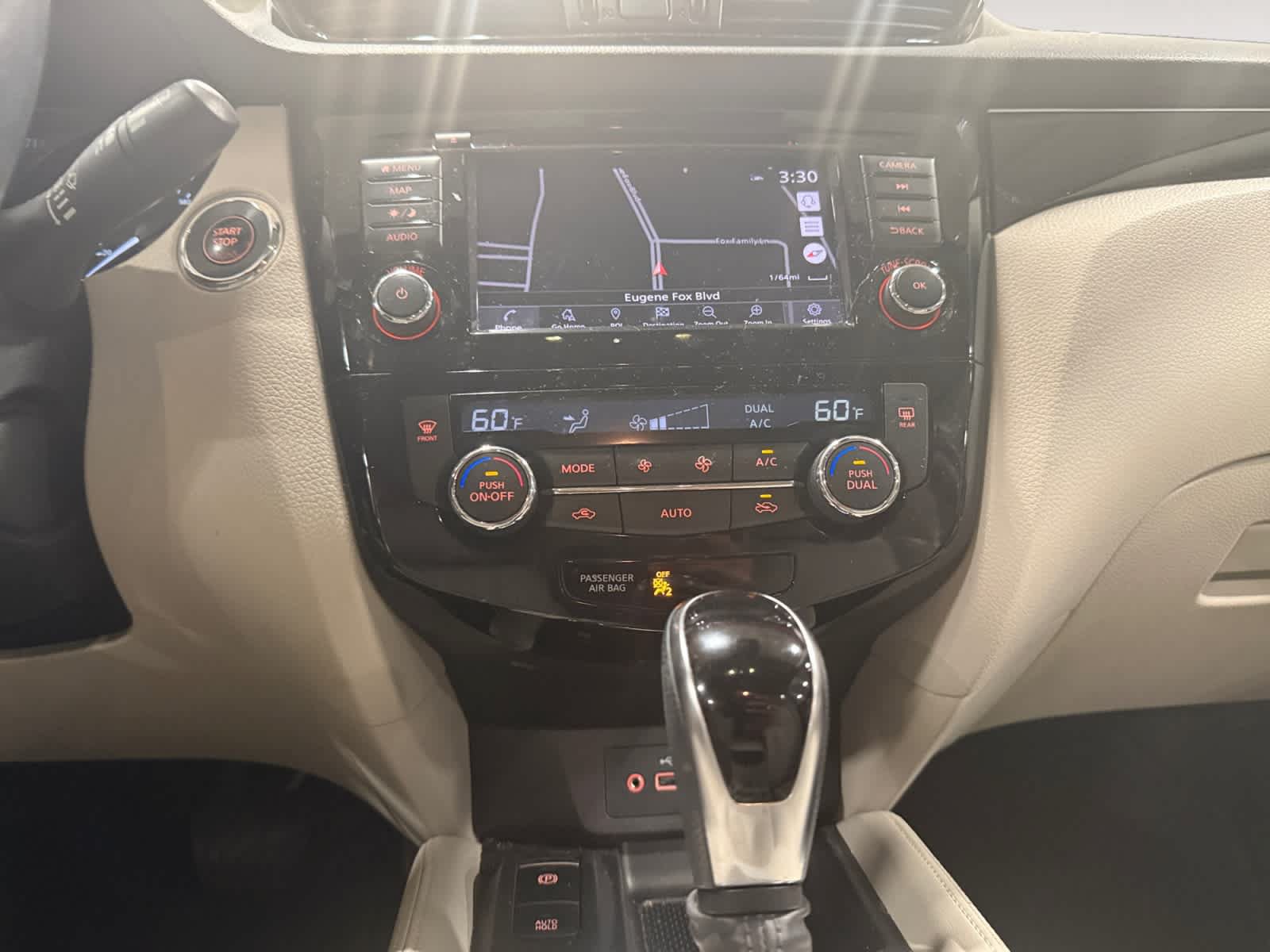 Used 2019 Nissan Rogue Sport SL w/ Premium Package FWD image 12