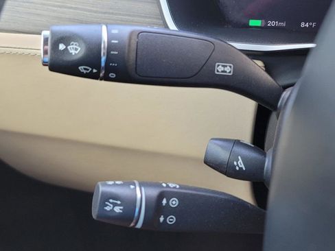 Used 2016 Tesla Model X P90D image 28